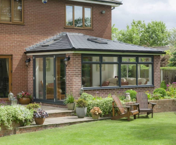Image of a warmroof on a conservatory